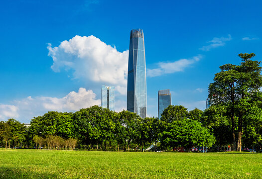 蓝天绿地东莞最高楼国贸中心