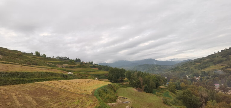 山村