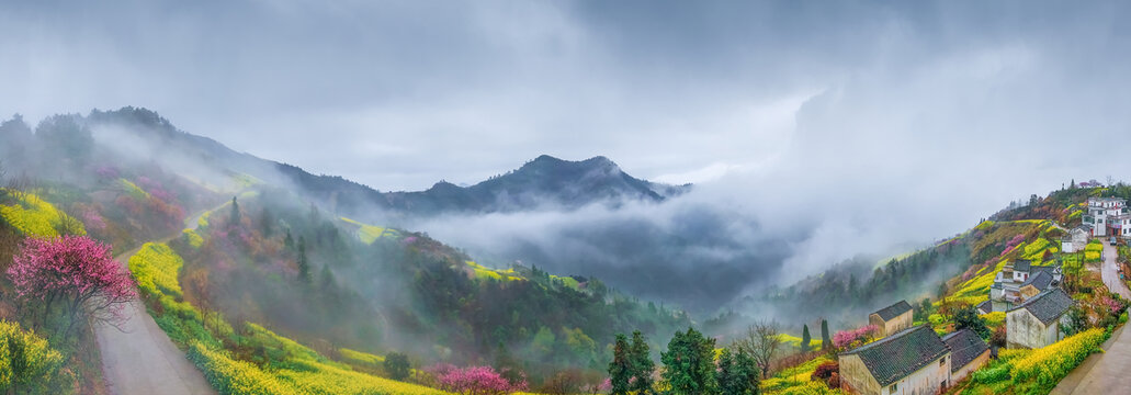 歙县石潭云海全景图