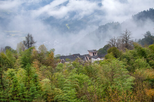 歙县石潭湖山村