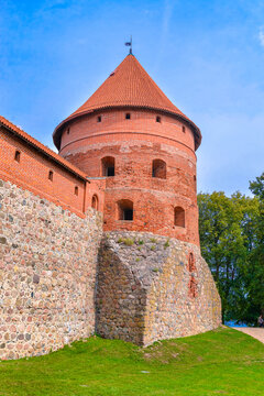 特拉凯城堡