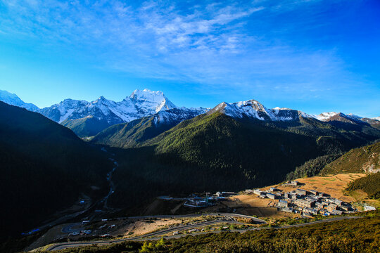 稻城亚丁山村