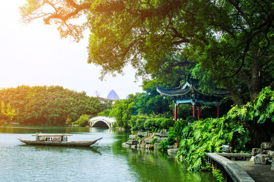 两江四湖