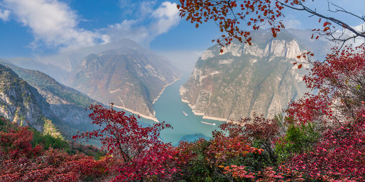 长江三峡巫峡红叶季