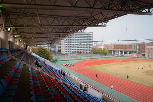 河海大学江宁校区操场