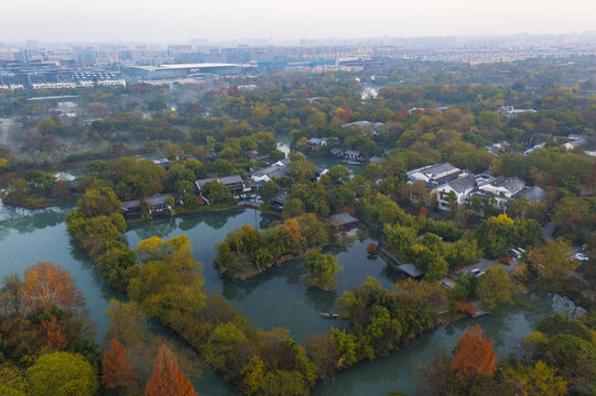 杭州湿地公园秋色晨曦航拍