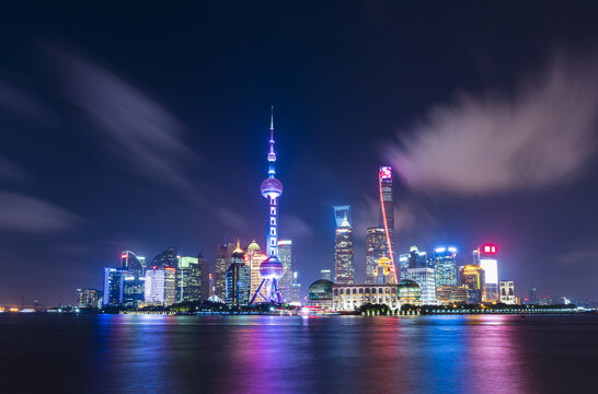 上海外滩城市风光建筑夜景