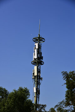 5G信号发射塔