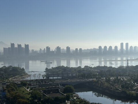 城市江景