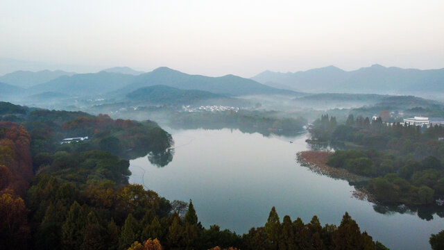 杭州西湖杨公堤