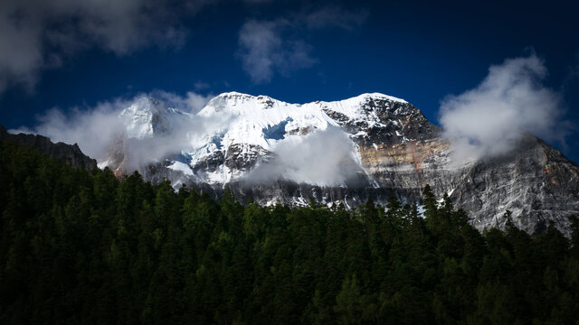 雪山