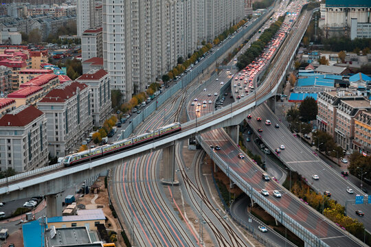 大连城市都市道路交通早晚高峰