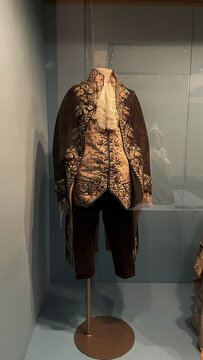 欧洲贵族男士服装