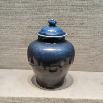 明代霁蓝釉盖罐