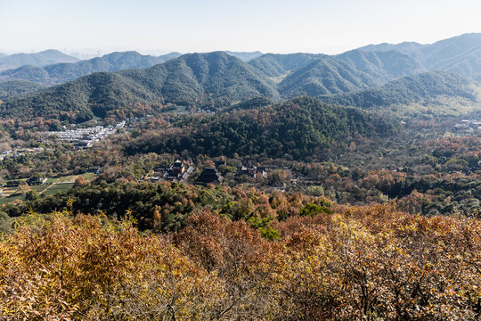 杭州灵隐寺秋色