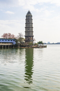 潮州龙湫宝塔