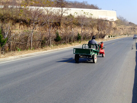 农用车