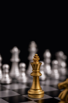 国际象棋对战博弈图片