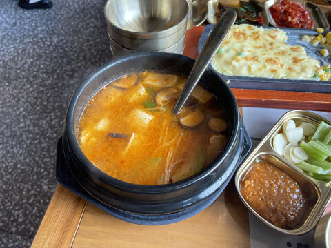 韩式豆腐汤