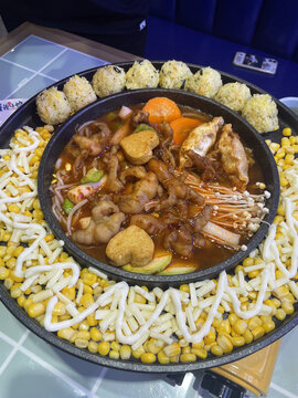 韩式简餐火锅