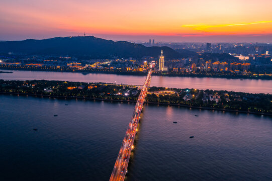 航拍长沙橘子洲大桥湘江沿岸城市夜景风光