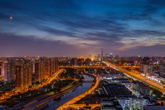 北京通惠河沿岸住宅夜景