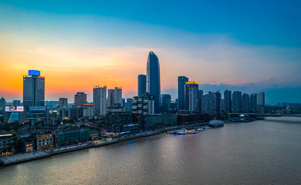 宁波三江口老外滩夜景