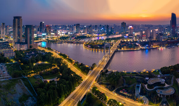 宁波三江口老外滩夜景