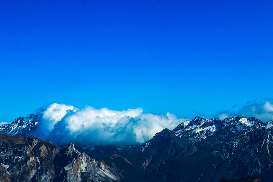 九顶山