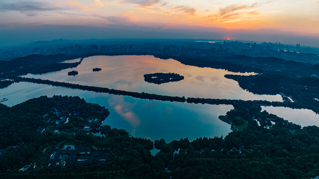 杭州西湖日出大景