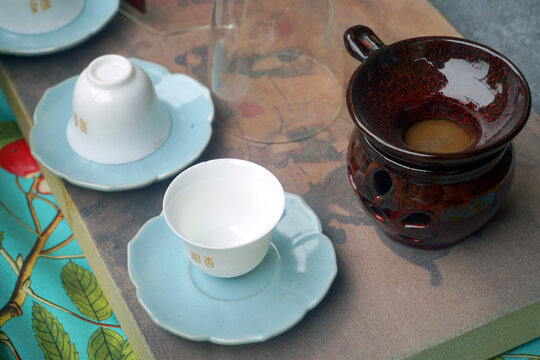 中式陶瓷茶杯茶漏