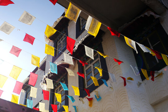 西藏五彩风马旗
