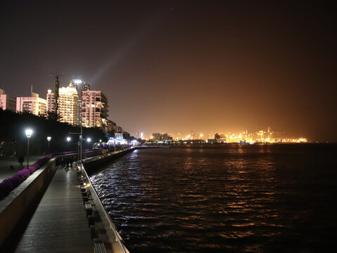 深圳盐田海边夜景