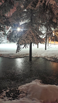 雪天夜景