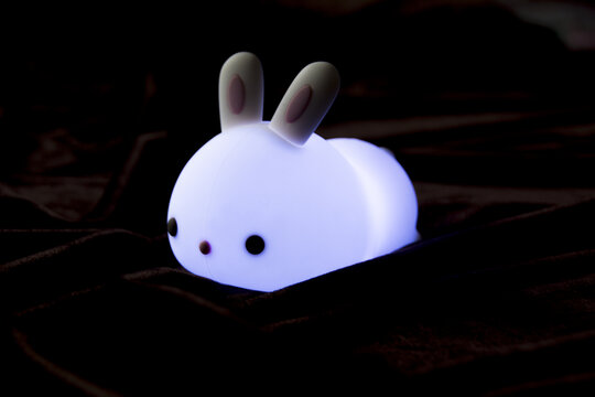 兔兔节能灯