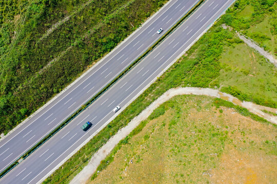 草原高速公路