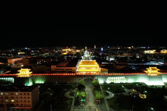 宁夏盐池长城关花马池城墙夜景