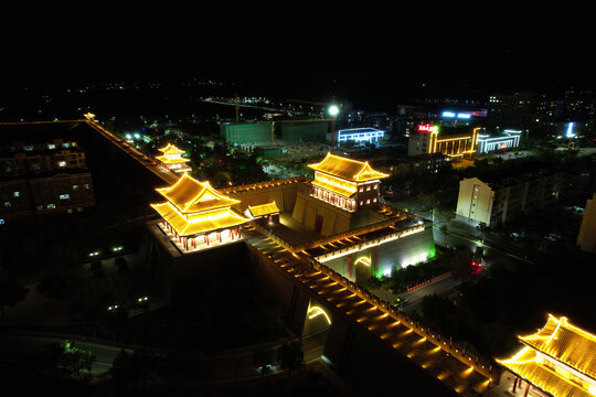 宁夏盐池长城关花马池城墙夜景