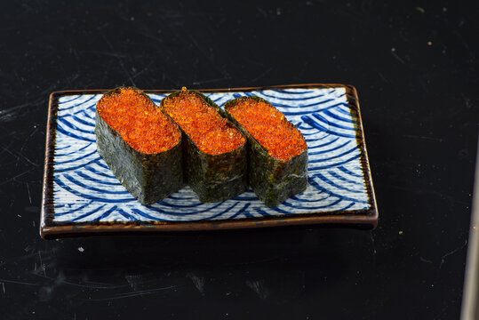 红蟹籽寿司