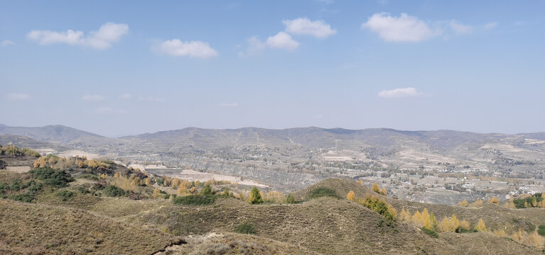 大山秋色