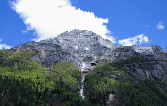 川西高原雪山