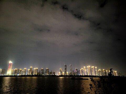 城市江景夜景