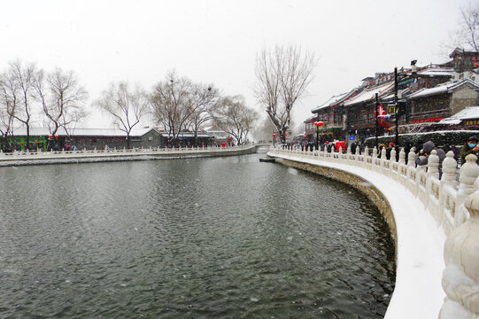北京后海酒吧街雪景