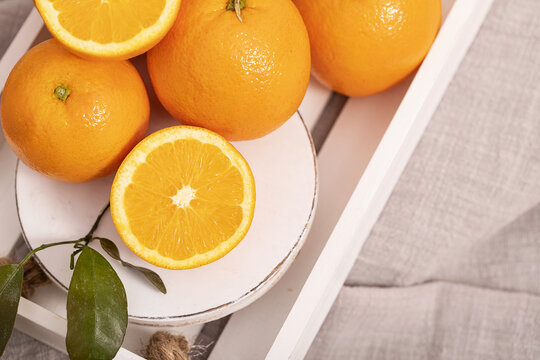 橙子水果白色粗麻布背景海报