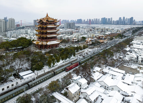 雪后黄鹤楼有高铁