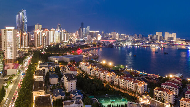 航拍青岛海滨城市夜景