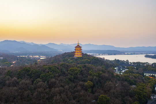 杭州西湖雷峰塔