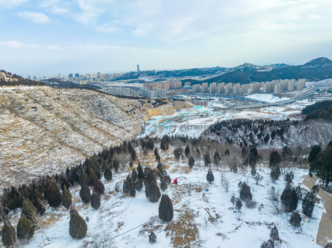 航拍济南藏龙涧雪景