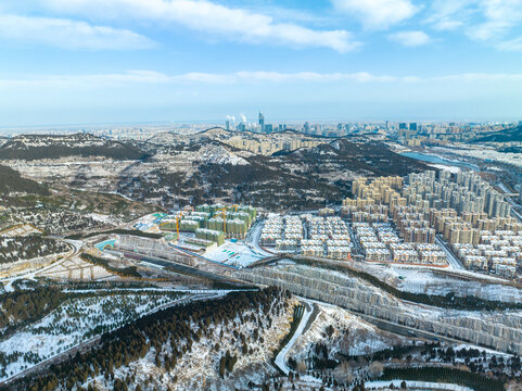 航拍济南藏龙涧雪景