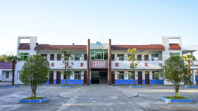 乡村小学教学楼